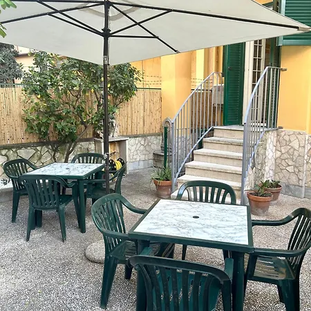 Exquilia & Garden At The Colosseum 로마