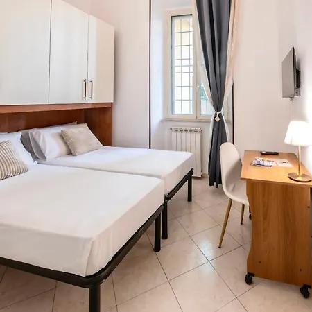 Exquilia & Garden At The Colosseum 아파트