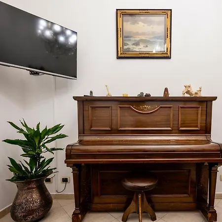 Exquilia & Garden At The Colosseum 아파트