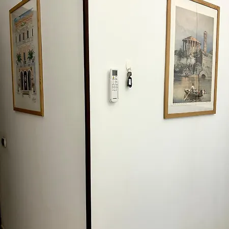 Exquilia & Garden At The Colosseum * 로마